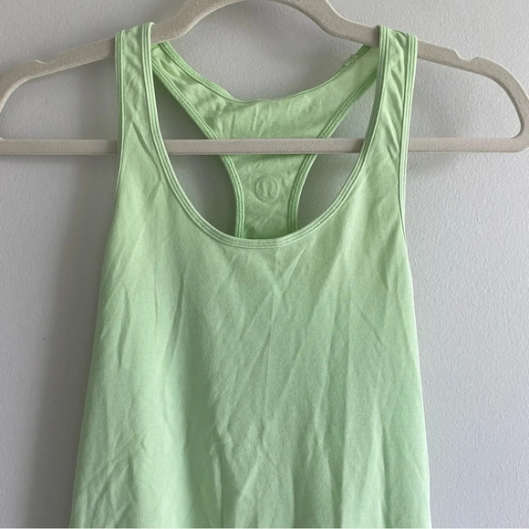 LULULEMON Green Racerback Tank Top Size  4 - Picture 3 of 10